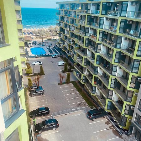 Luxury Kln By Alezzi Mamaia Nord Apartment Navodari Exterior photo