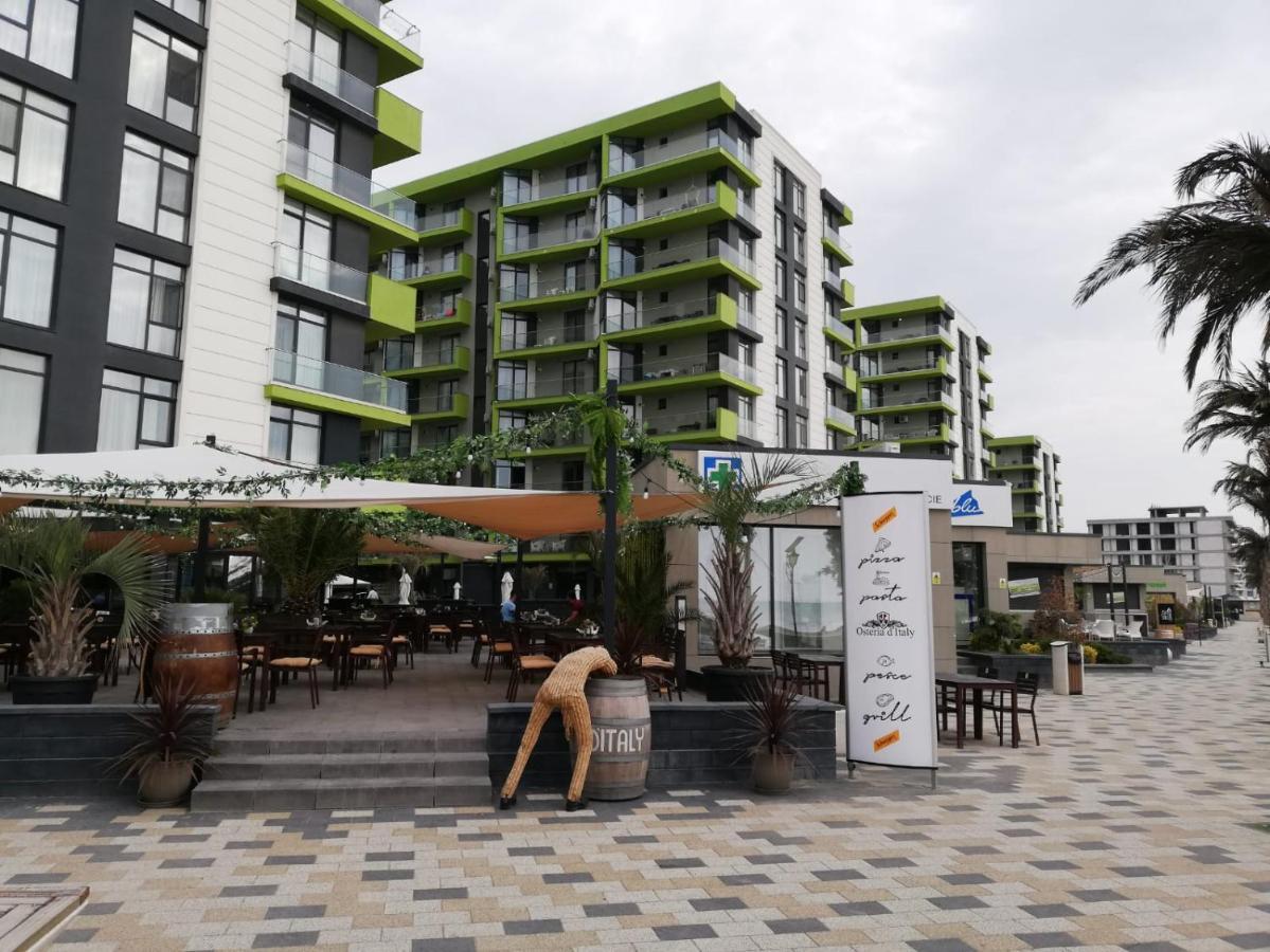 Luxury Kln By Alezzi Mamaia Nord Apartment Navodari Exterior photo