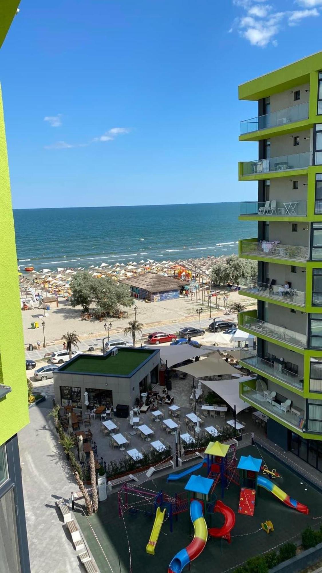 Luxury Kln By Alezzi Mamaia Nord Apartment Navodari Exterior photo
